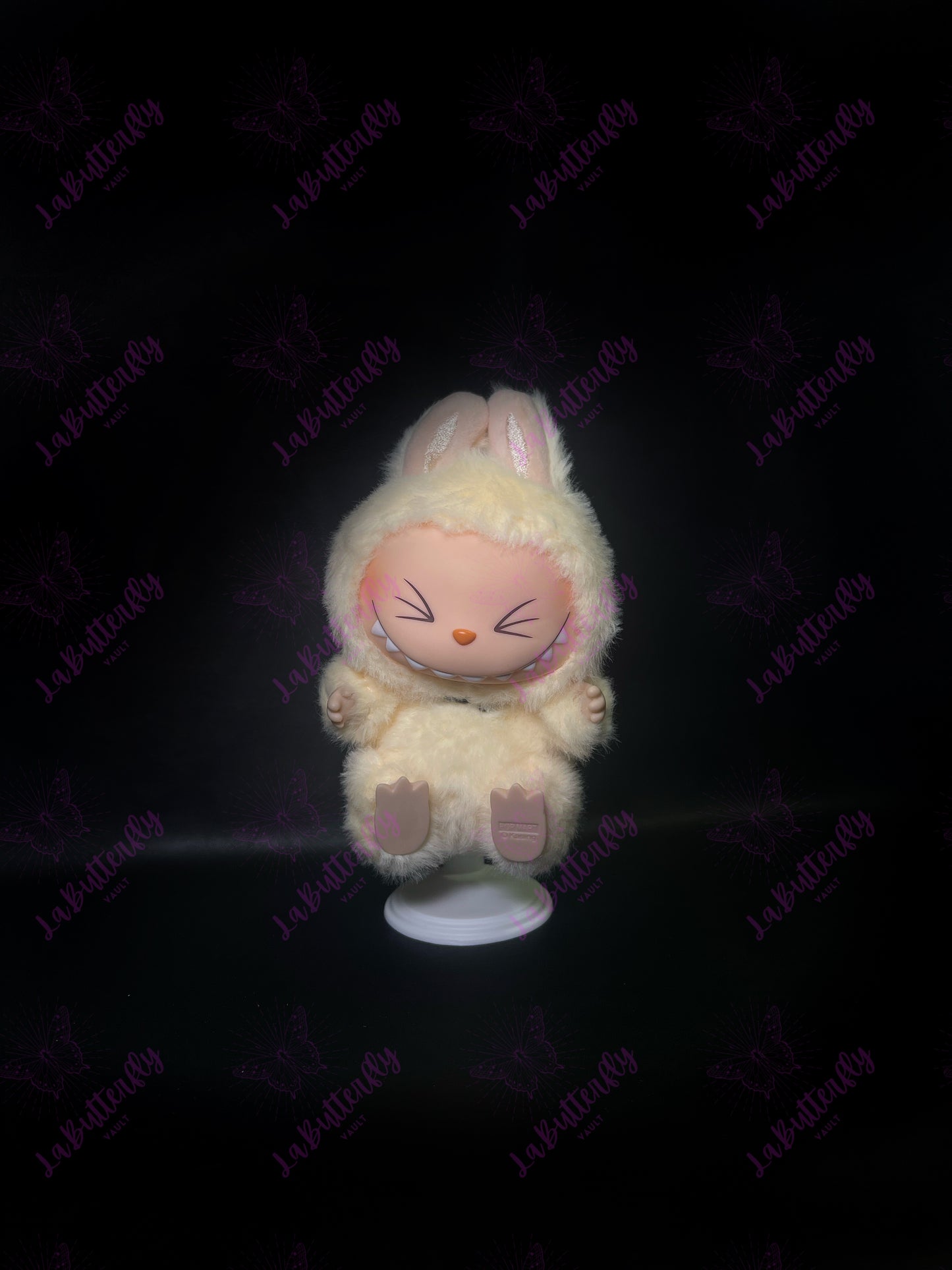 Have A Seat Labubu Vinyl Plush Pendant